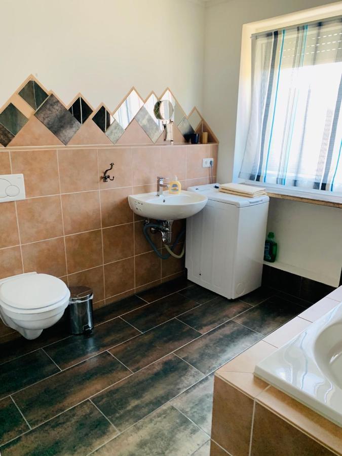 Charmante 3Zi-Ferienwohnung Im Landhausstil Kaufbeuren Eksteriør billede